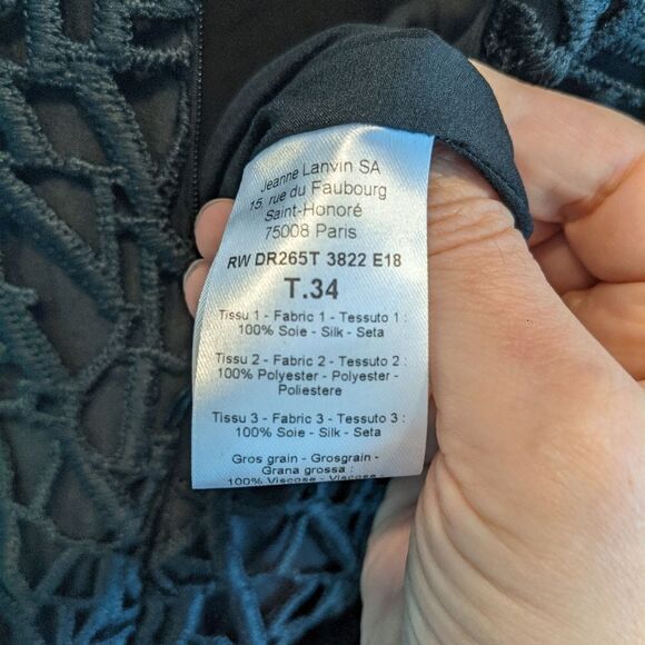Artisan LANVIN logo Lace silk dress size 2 (34) BNWT w plunging V at the back - Picture 9 of 12